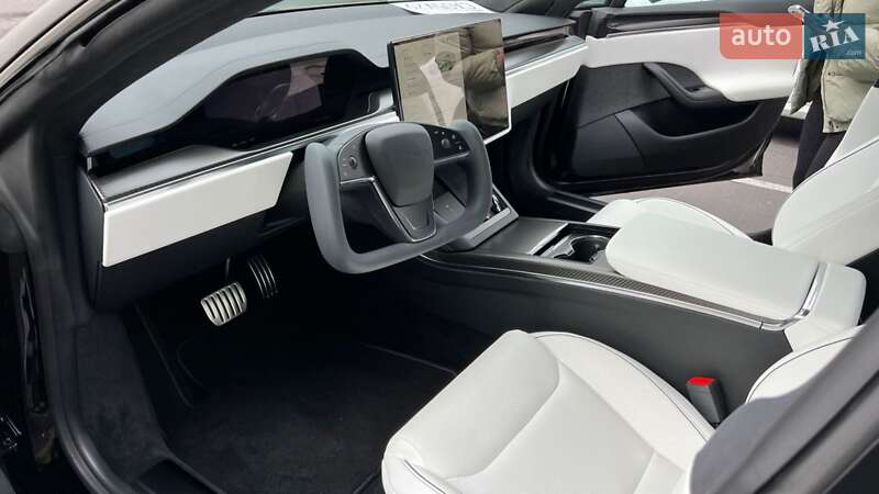 Лифтбек Tesla Model S 2021 в Киеве