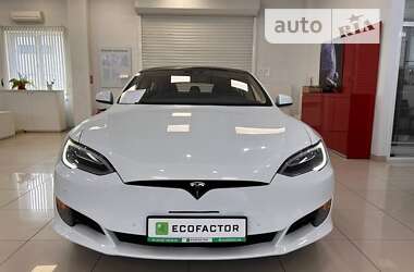 Ліфтбек Tesla Model S 2015 в Одесі