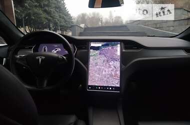 Ліфтбек Tesla Model S 2018 в Кам'янському