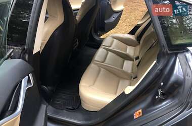 Лифтбек Tesla Model S 2014 в Киеве