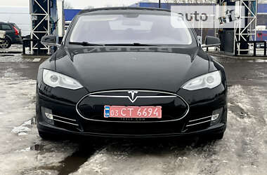 Ліфтбек Tesla Model S 2012 в Дубні