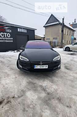 Tesla Model S 2018