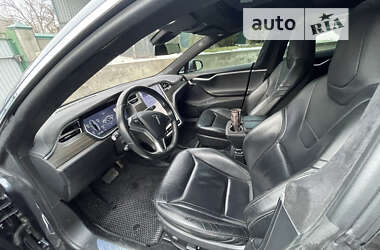 Ліфтбек Tesla Model S 2015 в 