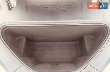 Ліфтбек Tesla Model S 2019 в 