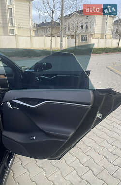 Ліфтбек Tesla Model S 2019 в 