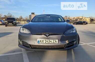 Ліфтбек Tesla Model S 2013 в Києві