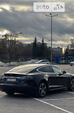 Лифтбек Tesla Model S 2016 в Житомире