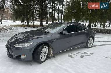 Tesla Model S 2015 Tesla Model S 2015