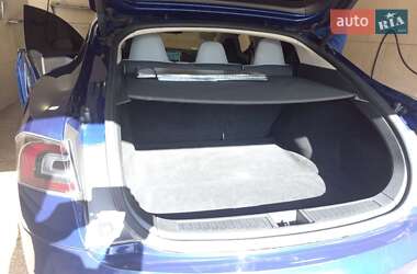 Лифтбек Tesla Model S 2015 в 