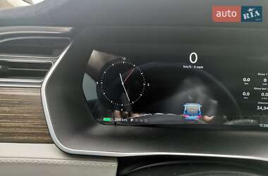 Лифтбек Tesla Model S 2015 в 