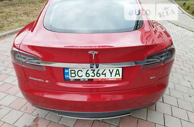 Лифтбек Tesla Model S 2013 в Львове