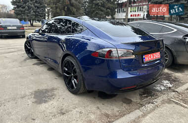 Лифтбек Tesla Model S 2018 в Полтаве