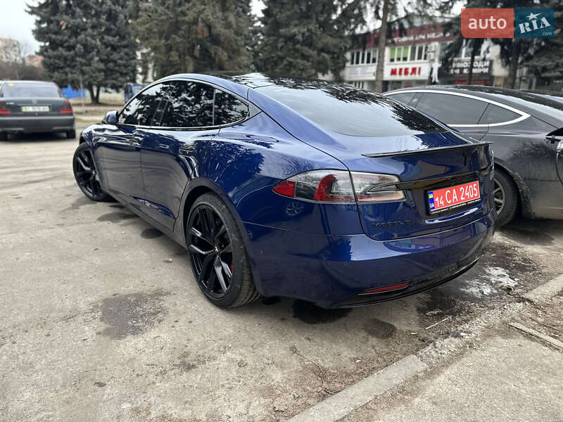 Ліфтбек Tesla Model S 2018 в Полтаві