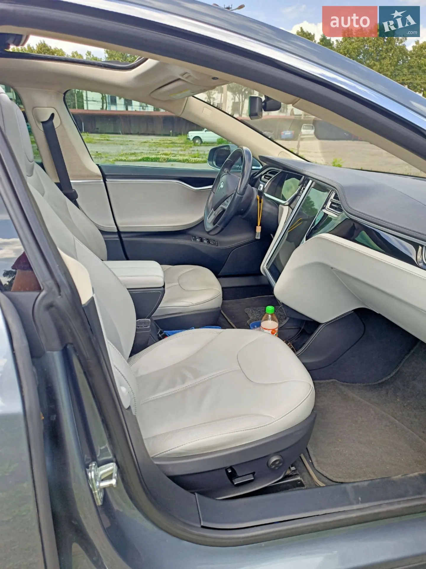 2014 Tesla Model S - мініатюра 16
