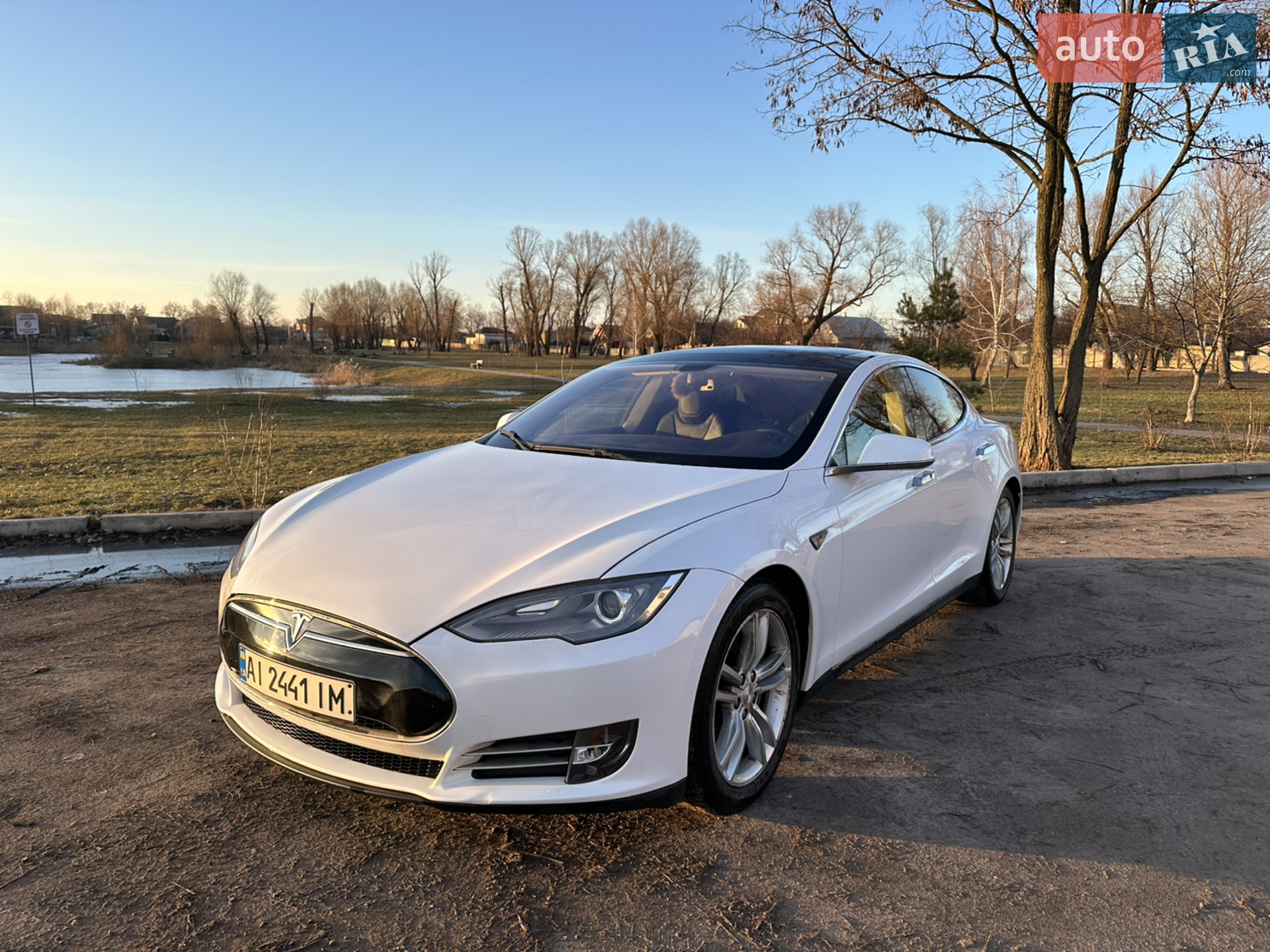 2013 Tesla Model S - мініатюра 16
