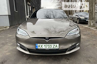 Лифтбек Tesla Model S 2016 в Днепре