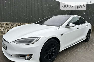 Tesla Model S 2016