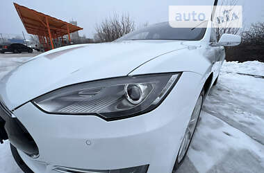 Лифтбек Tesla Model S 2016 в Харькове