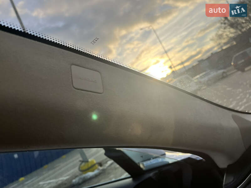 Лифтбек Tesla Model S 2013 в Ковеле