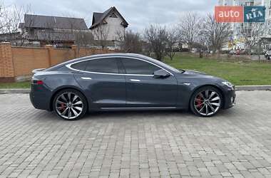 Ліфтбек Tesla Model S 2015 в Одесі