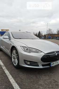 Лифтбек Tesla Model S 2014 в Житомире