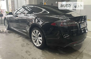 Лифтбек Tesla Model S 2014 в Николаеве