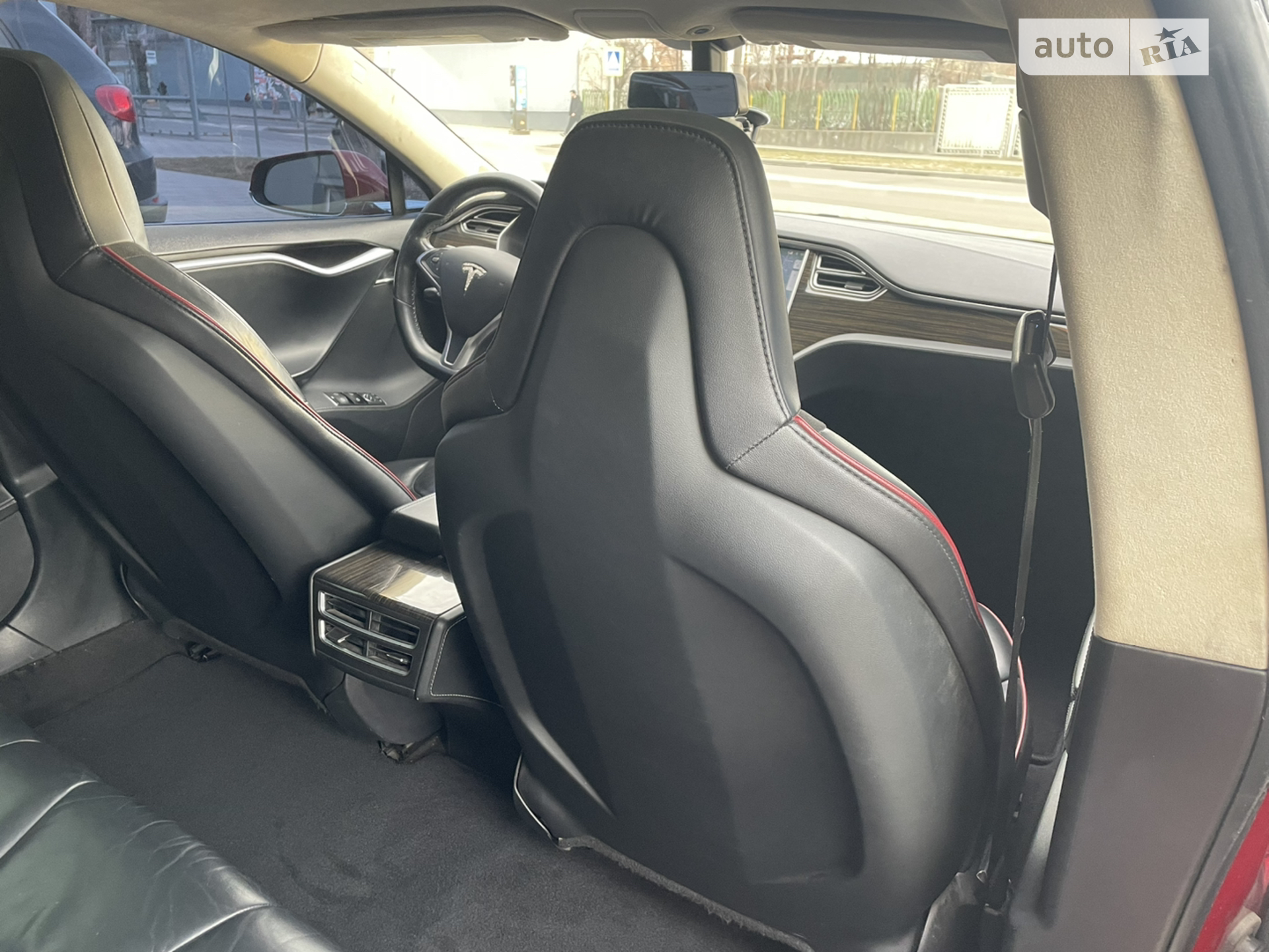 2014 Tesla Model S - мініатюра 17