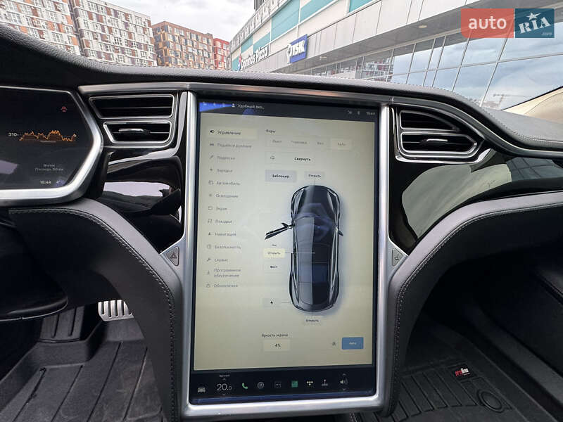 Ліфтбек Tesla Model S 2014 в Києві