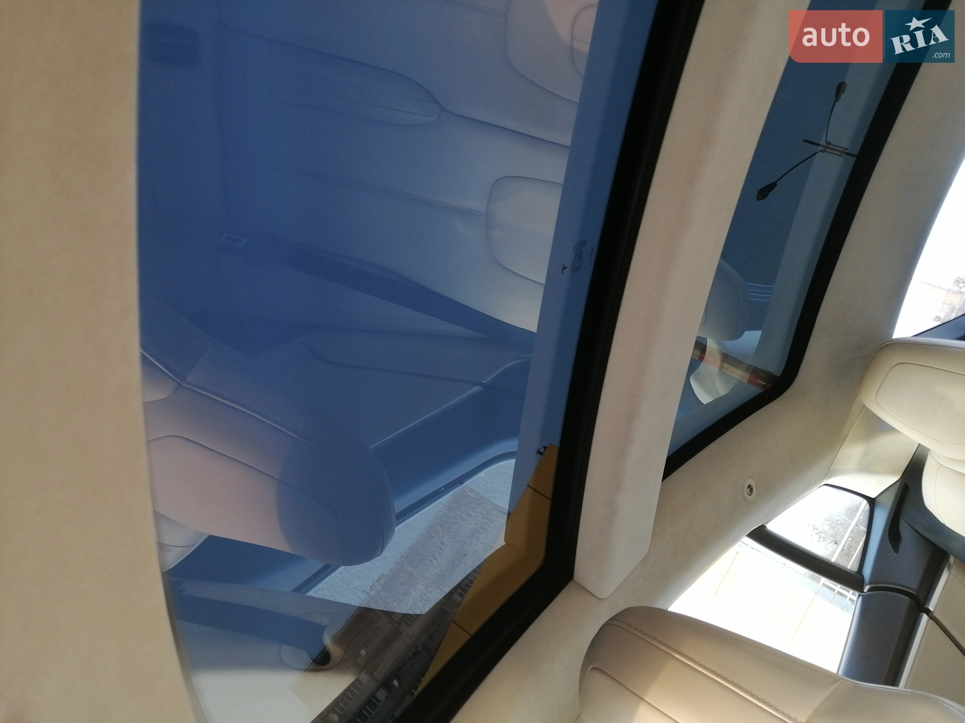 2015 Tesla Model S - мініатюра 26