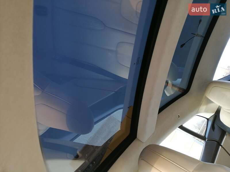 Лифтбек Tesla Model S 2015 в Житомире фото 26 Лифтбек Tesla Model S 2015 в Житомире