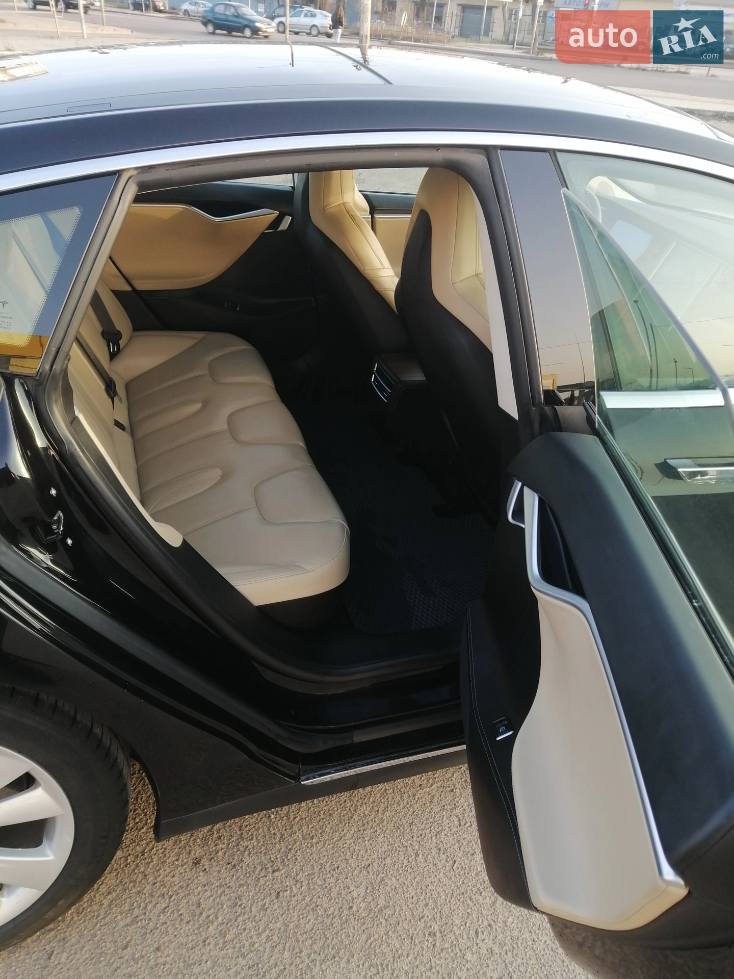 2015 Tesla Model S - мініатюра 21