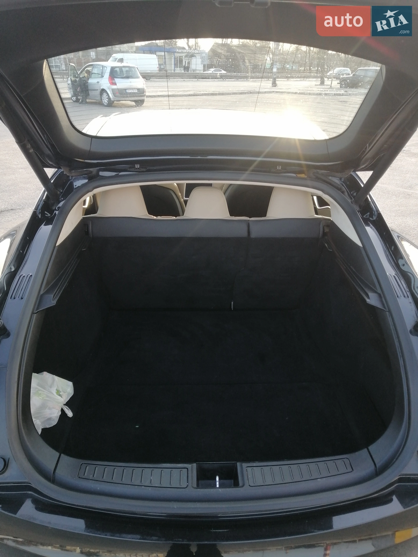 2015 Tesla Model S - мініатюра 23
