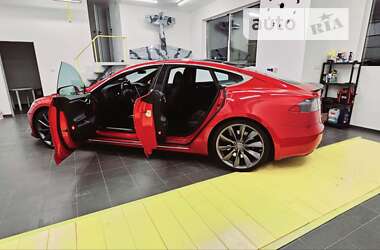 Лифтбек Tesla Model S 2018 в Житомире