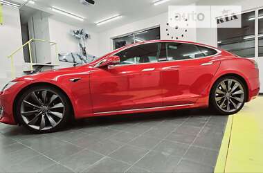 Лифтбек Tesla Model S 2018 в Житомире