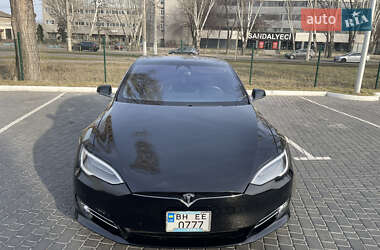 Лифтбек Tesla Model S 2019 в Одессе