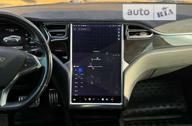 Лифтбек Tesla Model S 2014 в Киеве