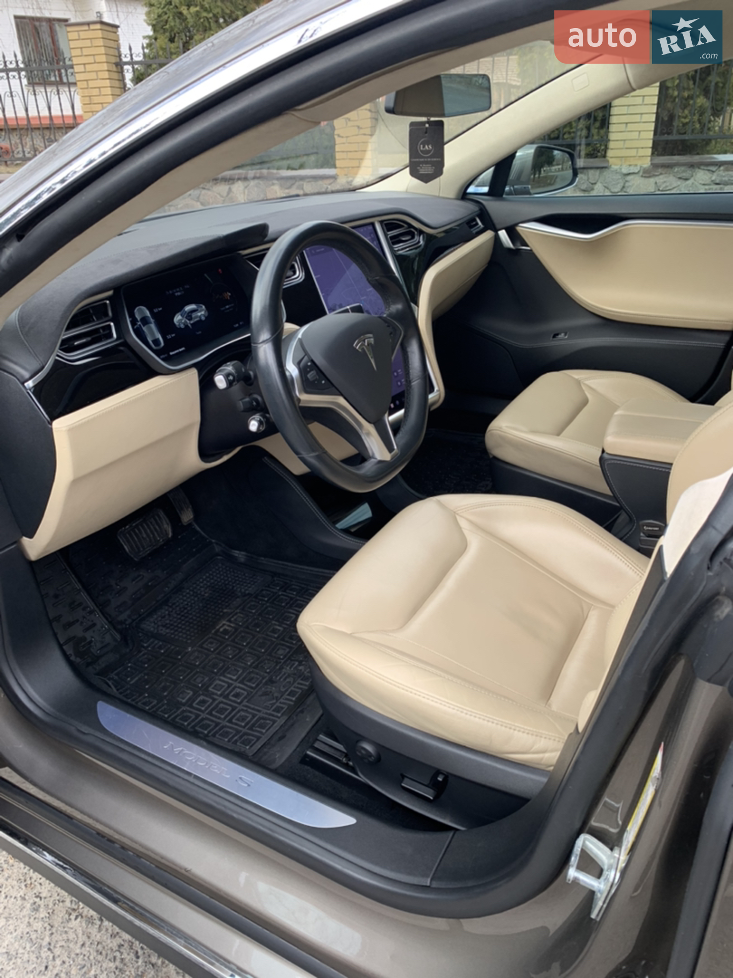 2015 Tesla Model S - мініатюра 20