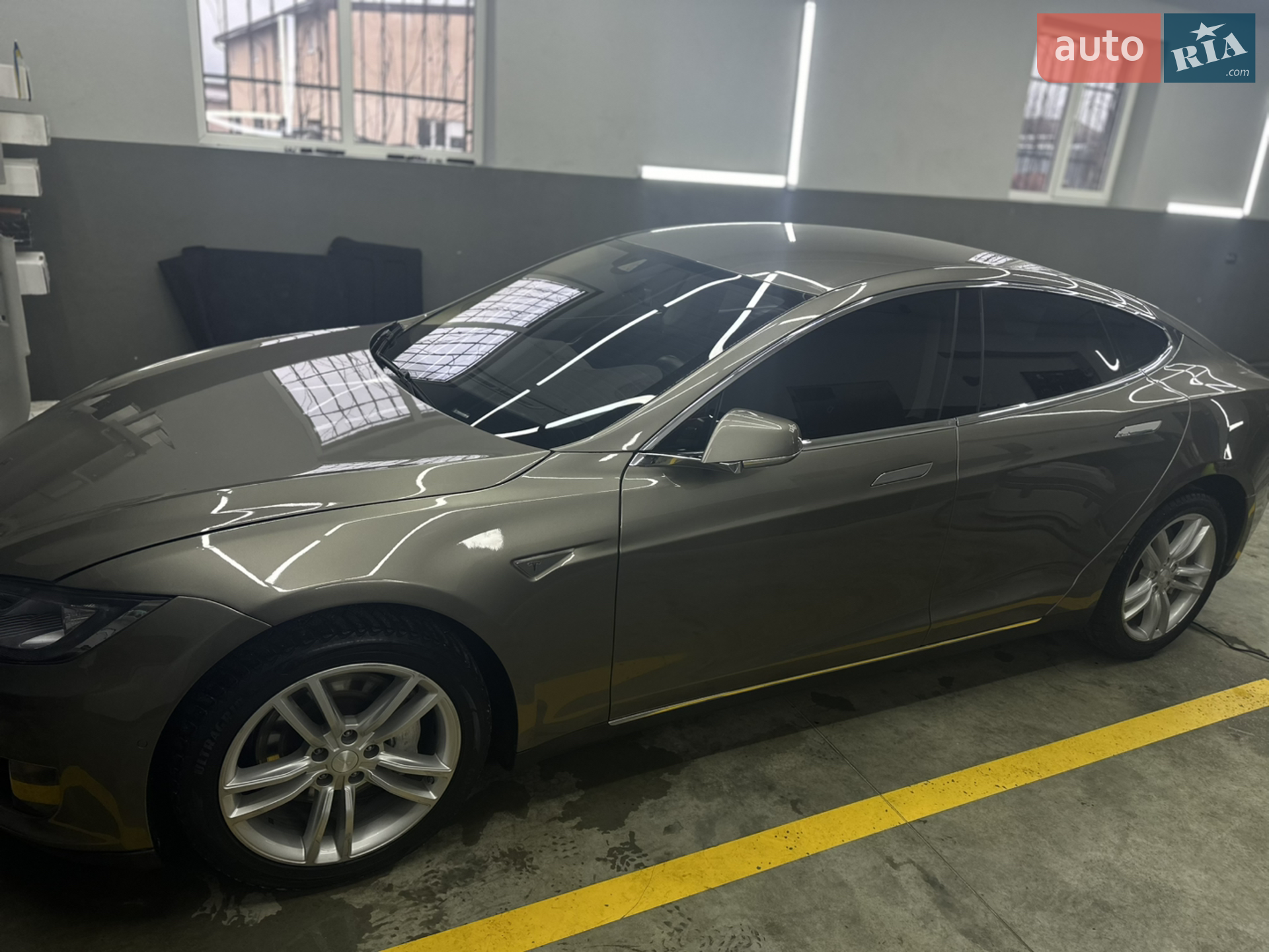 2015 Tesla Model S - мініатюра 2