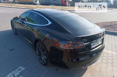 Лифтбек Tesla Model S 2013 в Житомире