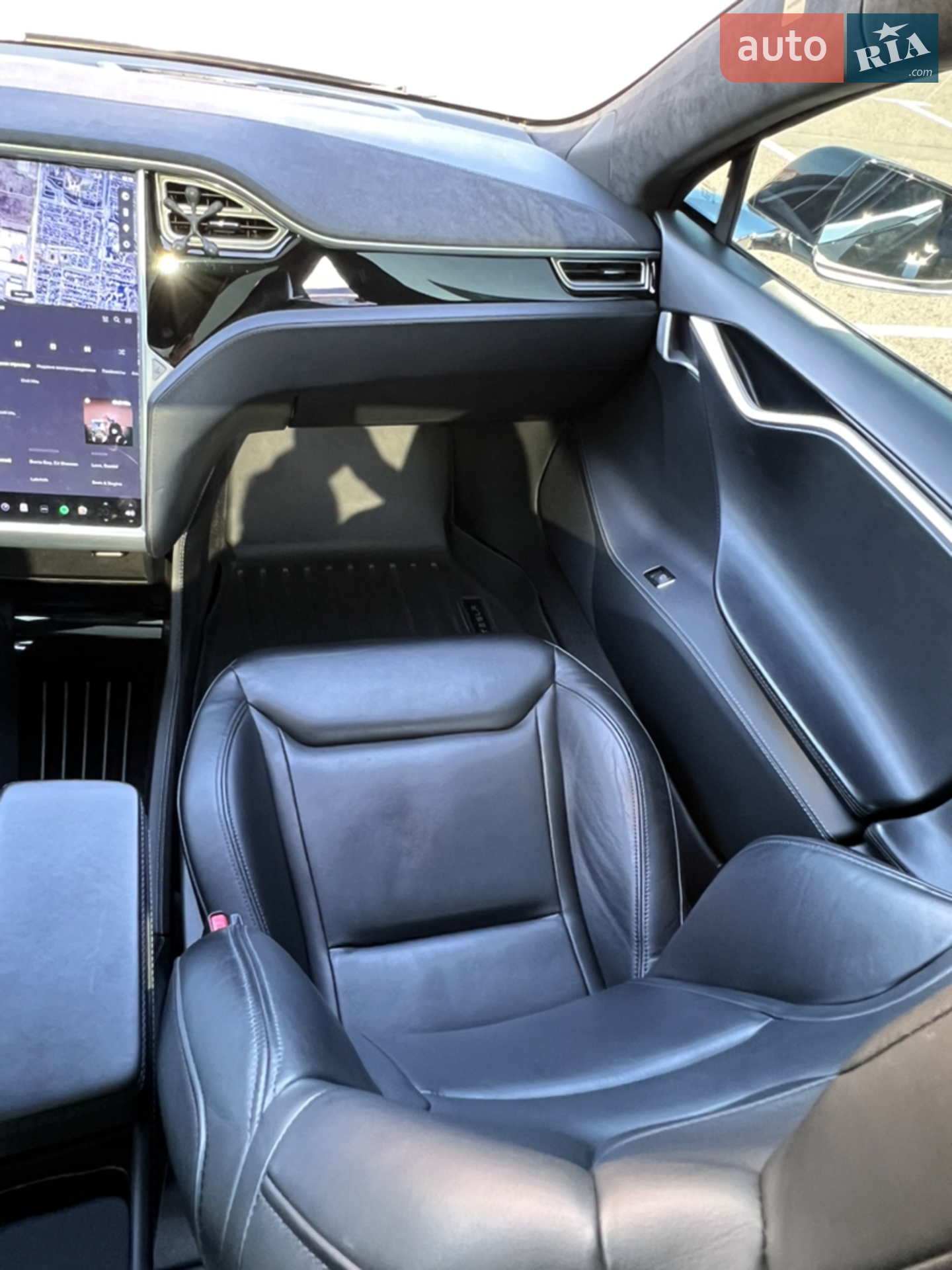 2015 Tesla Model S - мініатюра 27