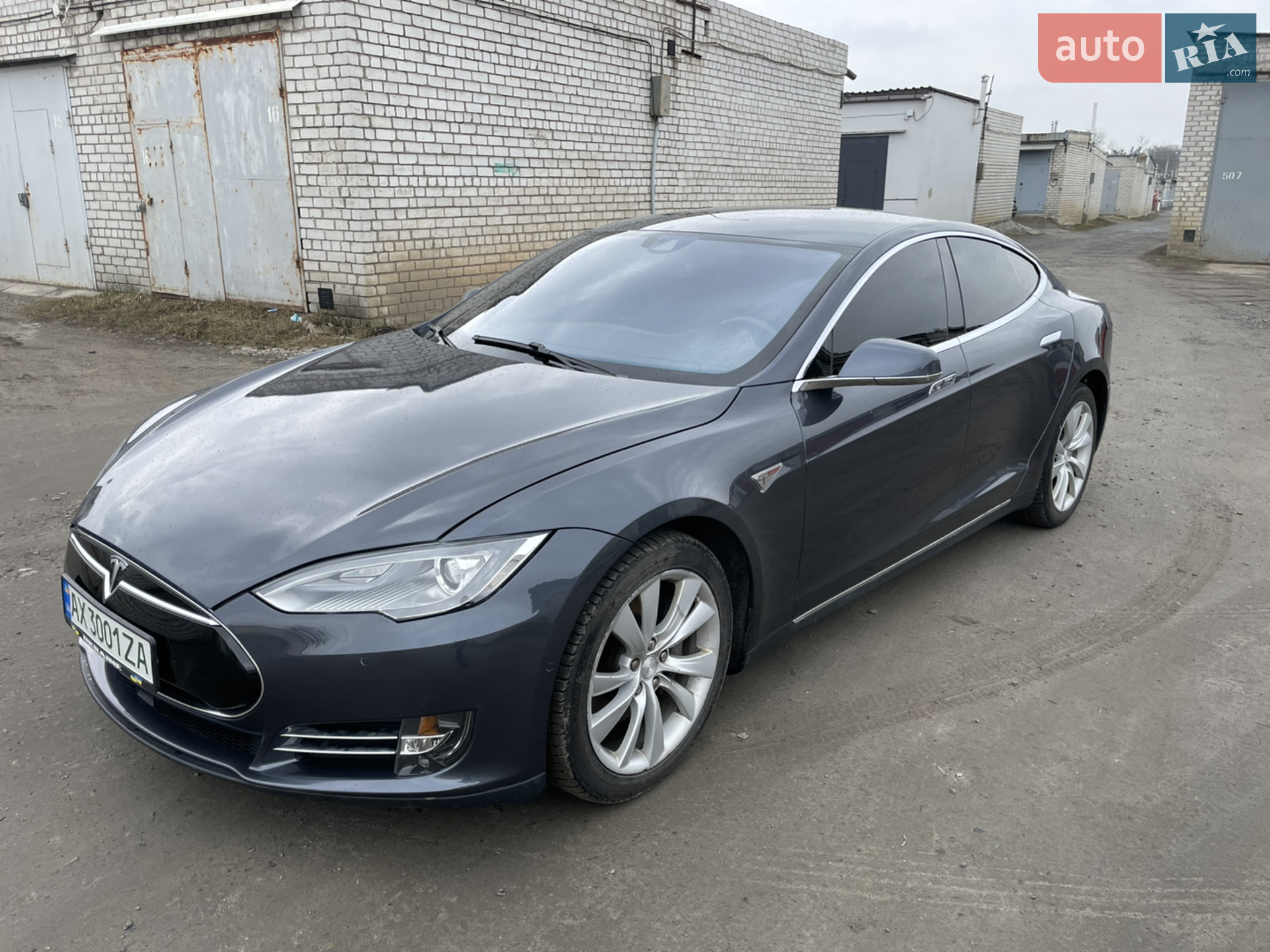 2014 Tesla Model S - мініатюра 3