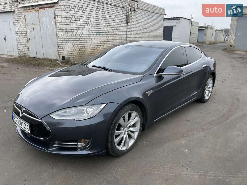 Лифтбек Tesla Model S 2014 в Харькове