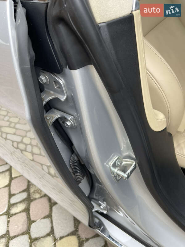 Лифтбек Tesla Model S 2017 в Запорожье