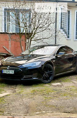 Tesla Model S 2015 Tesla Model S 2015