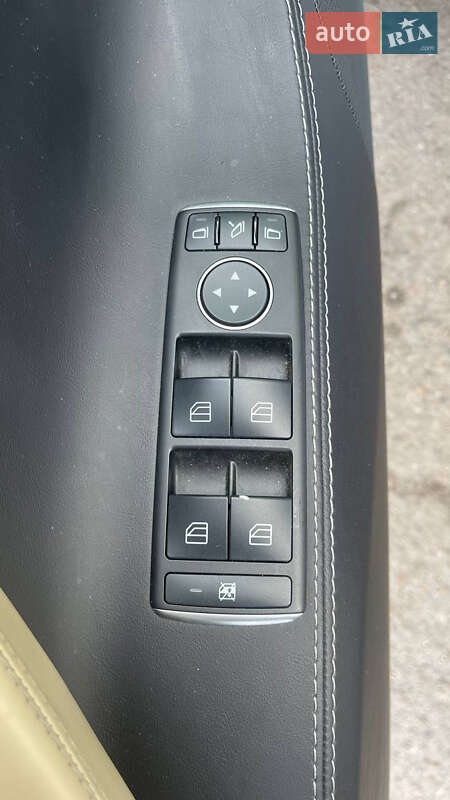 Лифтбек Tesla Model S 2016 в Одессе