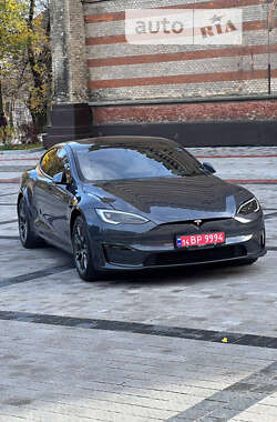 Лифтбек Tesla Model S 2023 в Львове