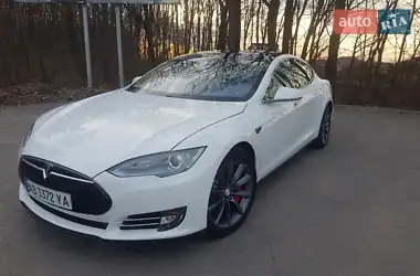 Tesla Model S 2013