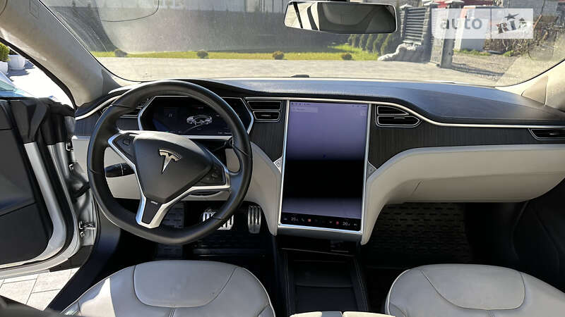 Лифтбек Tesla Model S 2013 в Рогатине