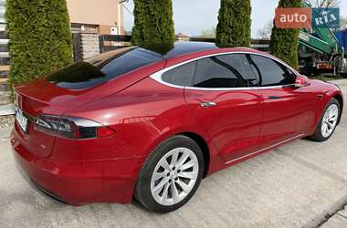 Лифтбек Tesla Model S 2017 в Любомле