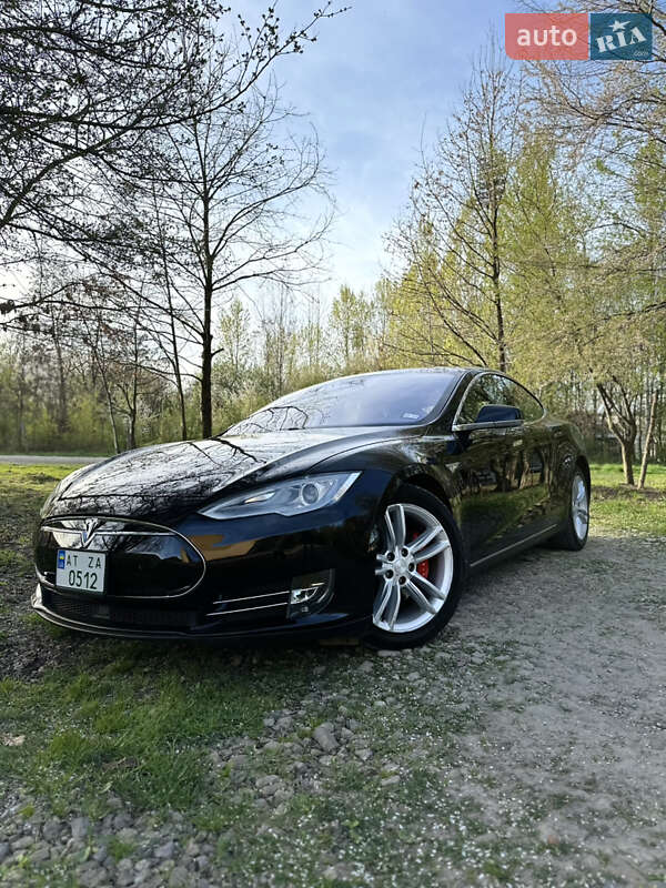 Лифтбек Tesla Model S 2015 в Ивано-Франковске фото 5 Лифтбек Tesla Model S 2015 в Ивано-Франковске
